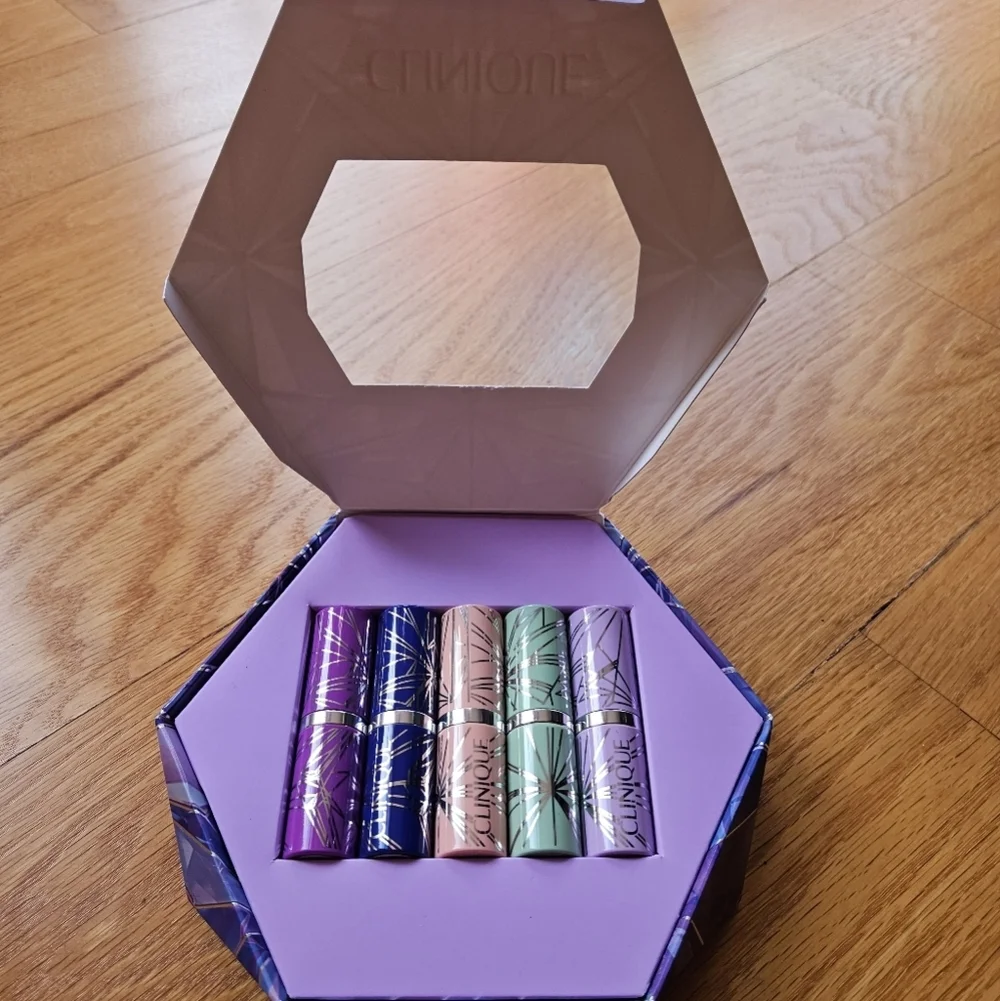 Clinique plenty pop